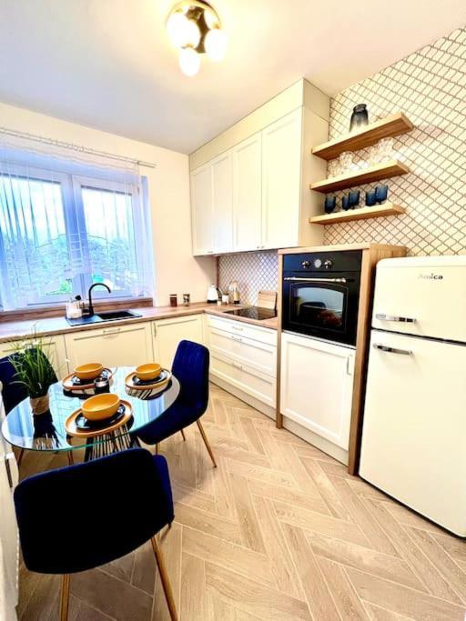 B&W Luxurious Apartment In The Heart Of Wrocław Eksteriør billede